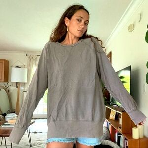 Universal Threads Sweatshirt